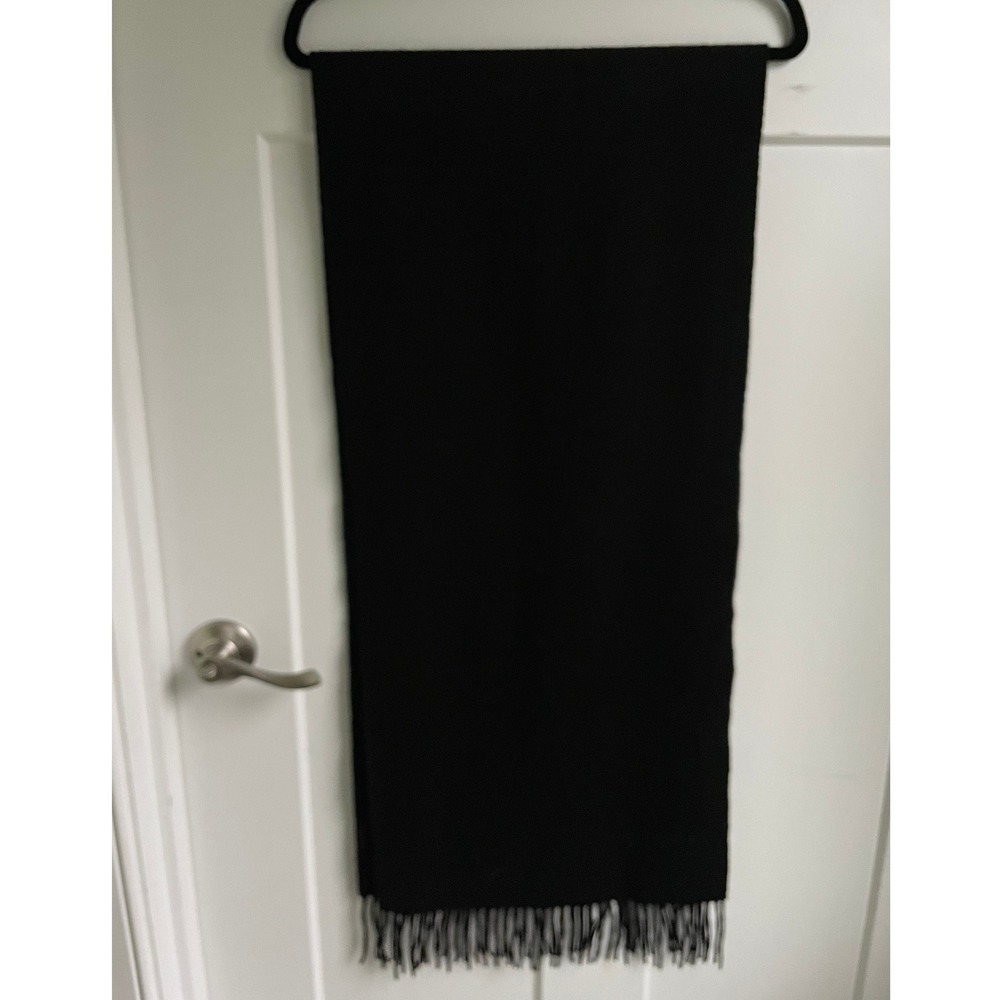 Donna Karan Signature Black Cashmere Fringe Scarf Designer Luxury Made In Italy
